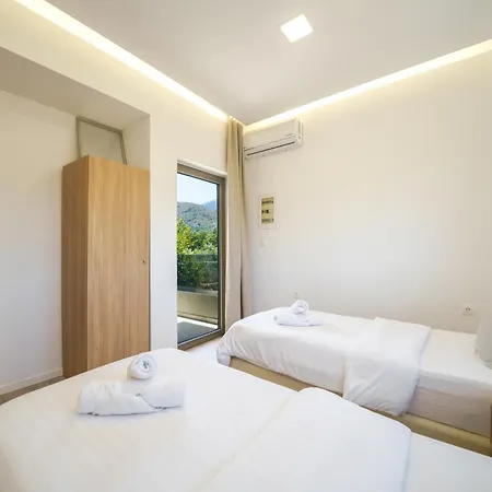 Marian With Private Swimming Pool & Jacuzzi Villa Georgioupoli