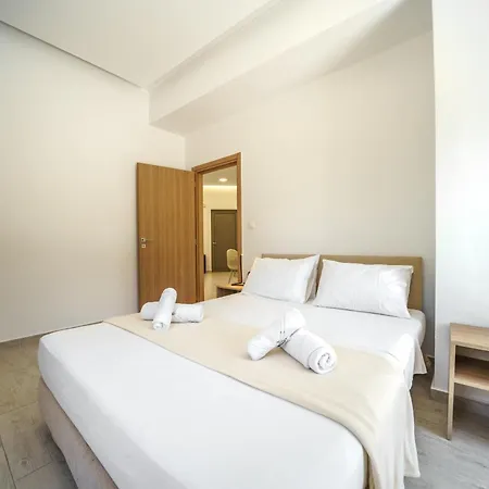 Marian With Private Swimming Pool & Jacuzzi *