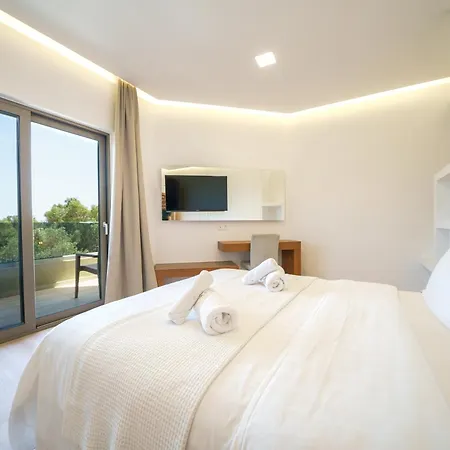 Marian With Private Swimming Pool & Jacuzzi Villa Georgioupoli