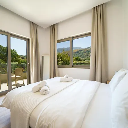 Marian With Private Swimming Pool & Jacuzzi * Georgioúpoli