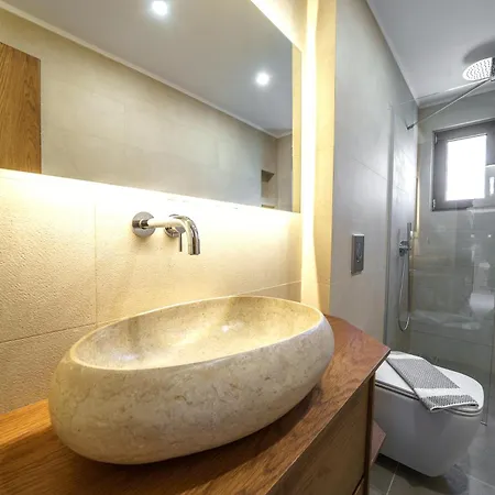 Marian With Private Swimming Pool & Jacuzzi Georgioúpoli