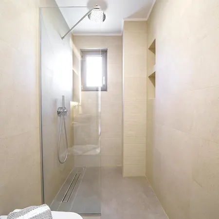 Villa Marian With Private Swimming Pool & Jacuzzi Georgioupoli