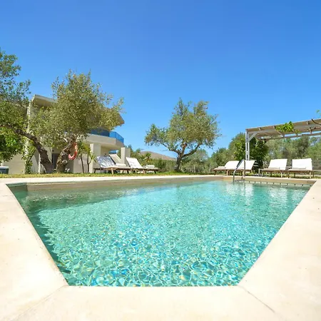 Marian With Private Swimming Pool & Jacuzzi Villa Georgioupoli