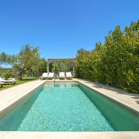 Villa Marian With Private Swimming Pool & Jacuzzi *