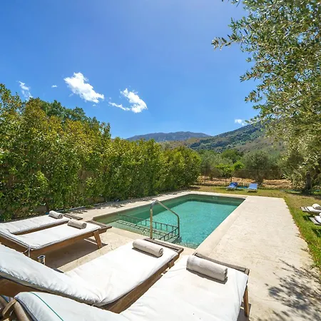 Marian With Private Swimming Pool & Jacuzzi Villa Georgioupoli